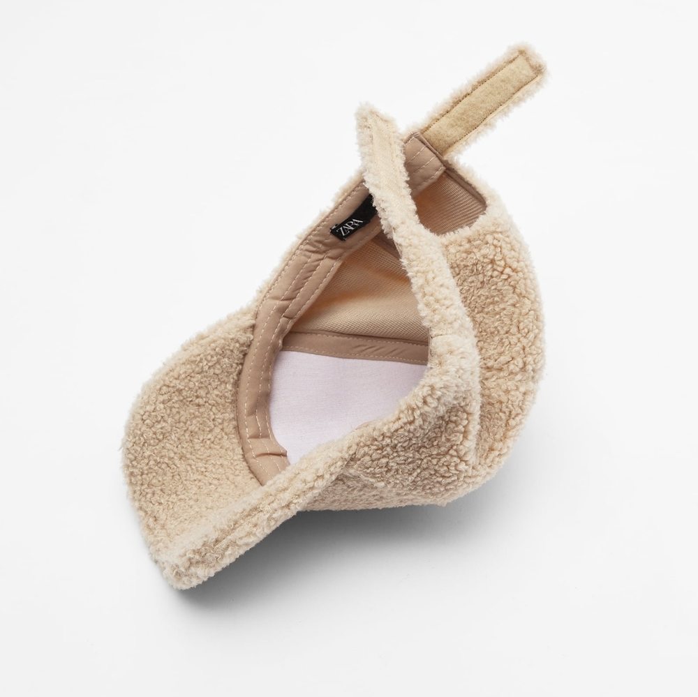 Zara faux shearling cap - Picture 5 of 9